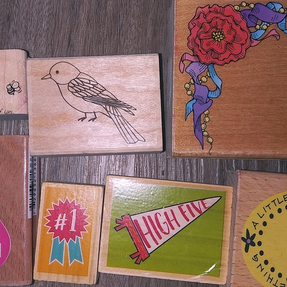 Bundle of 27 random stamps!! 19 are BRAND NEW ! - Picture 6 of 10